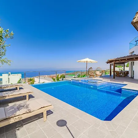 Casa Roque Del Mar Private With Heated Saltwater Pool, Jacuzzi & Ocean Views Вилла