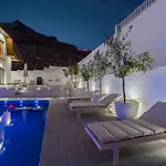 Βίλα Casa Roque Del Mar Private With Heated Saltwater Pool, Jacuzzi & Ocean Views Costa Adeje (Tenerife)