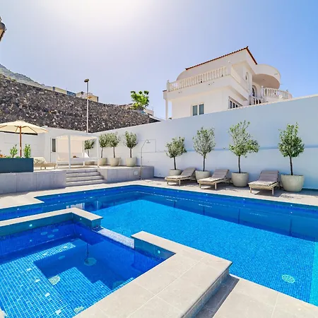 Casa Roque Del Mar Private With Heated Saltwater Pool, Jacuzzi & Ocean Views Costa Adeje (Tenerife)