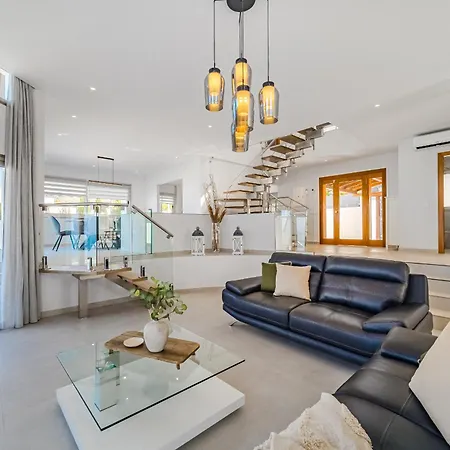 Willa Casa Roque Del Mar Private With Heated Saltwater Pool, Jacuzzi & Ocean Views Costa Adeje (Tenerife)